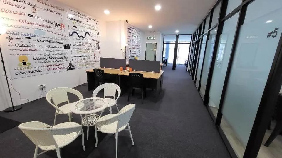 Shop for sale in Sector 82, Faridabad