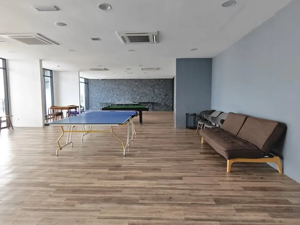 Shop for sale in Sector 79, Faridabad